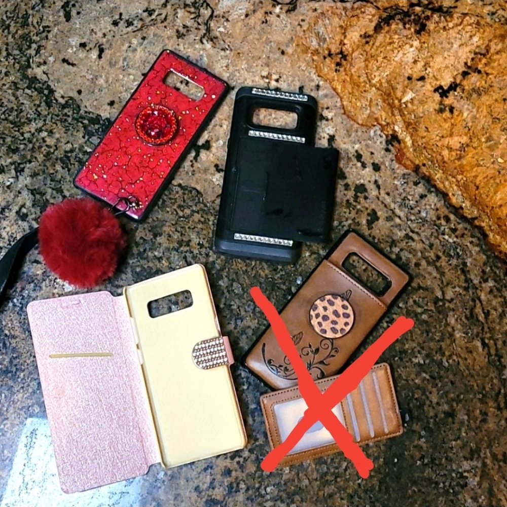 Cell phone cases - Picture 3 of 3